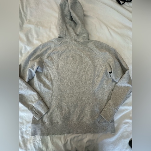 Lululemon Scuba Hoodie- EUC - Picture 6 of 6